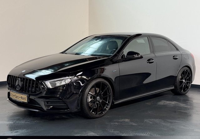 Mercedes-Benz A 250 e AMG EDITION+LED+SHZ+DRT+