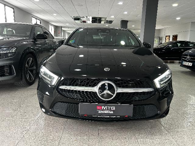 Mercedes-Benz Clase A 250 e Sedan