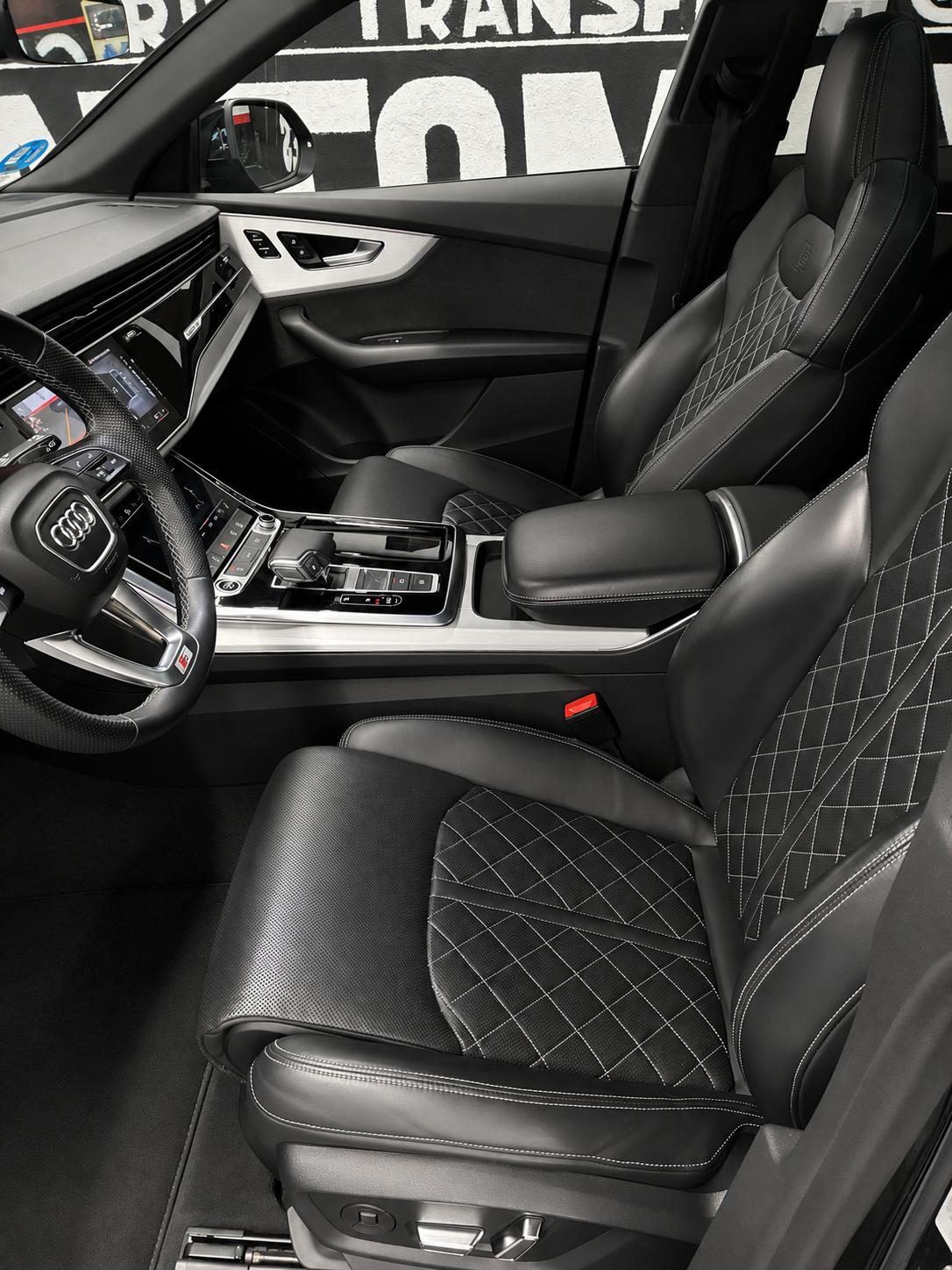 AUDI Q8 foto 9