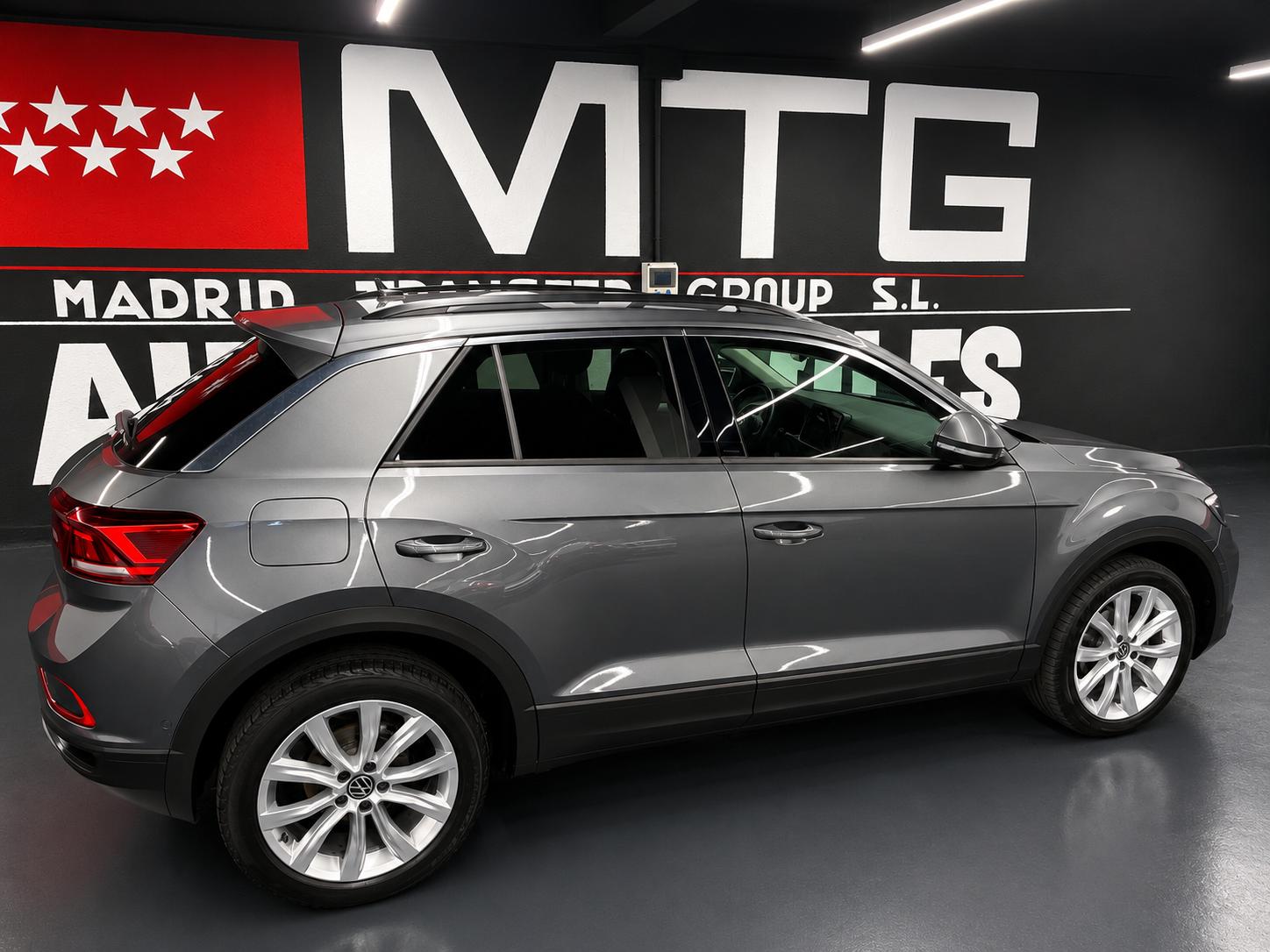 VOLKSWAGEN T-ROC foto 6