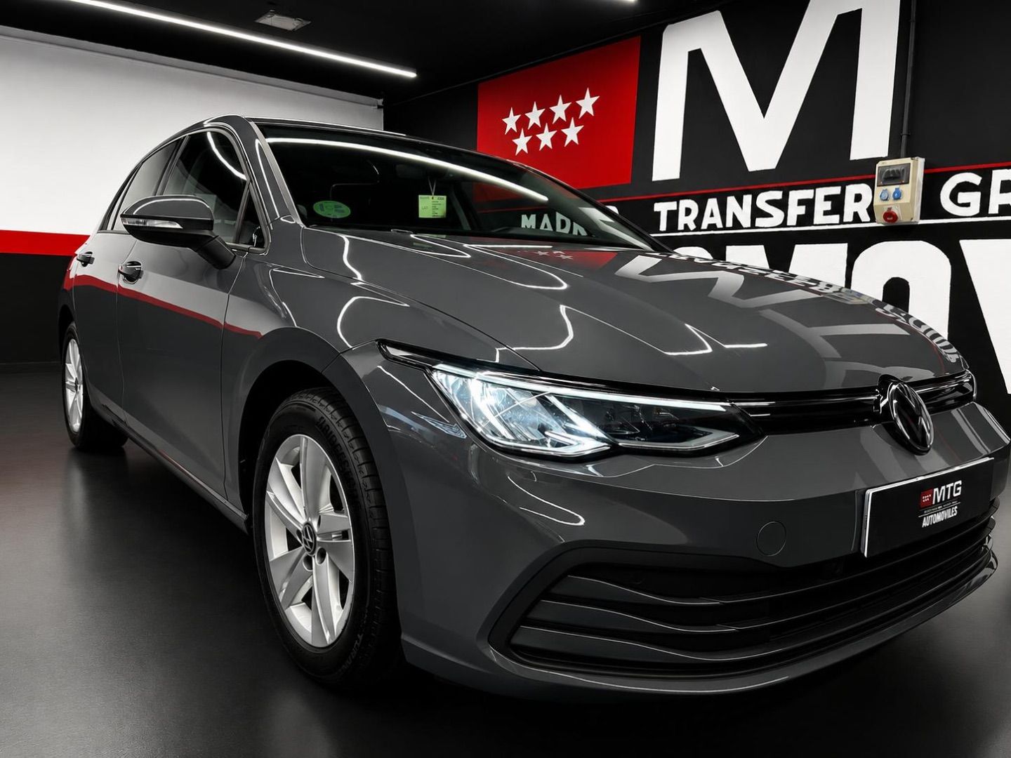 VOLKSWAGEN GOLF Life 1.0 TSI